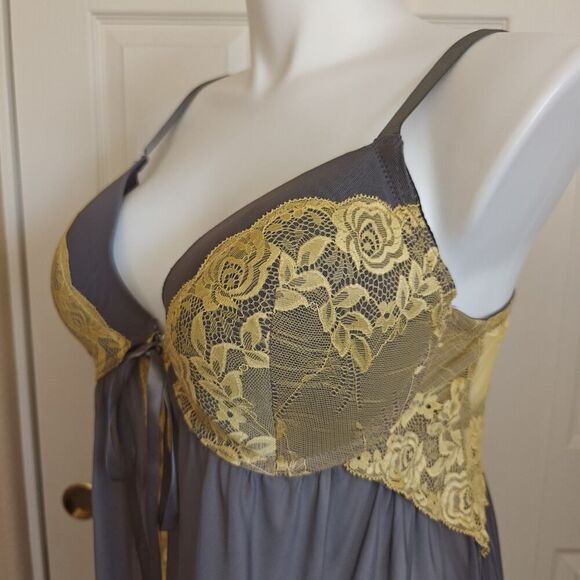 Sheer stretch mesh lacy overlay front clip lingerie sz 2X - Picture 3 of 8